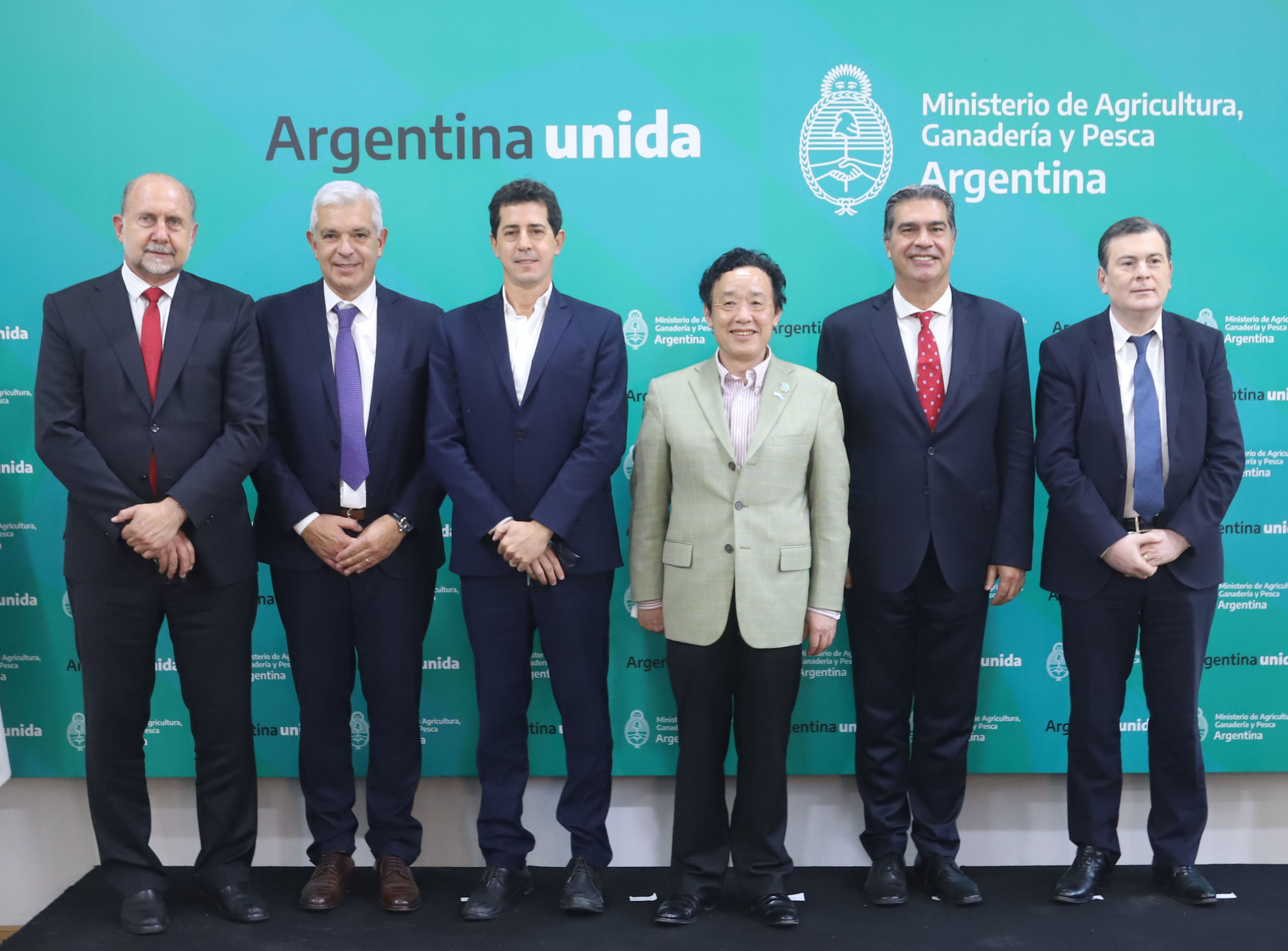 Bajos Submeridionales: Se presentó ante el titular de la FAO el proyecto para recuperar tierras productivas en Santa Fe, Santiago del Estero y Chaco